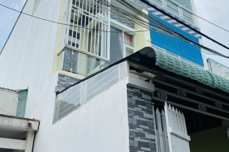 Cần bán căn nhà hẻm 496 Trương Công Định P8, hẻm thông ra Huyền Trân Công Chúa
