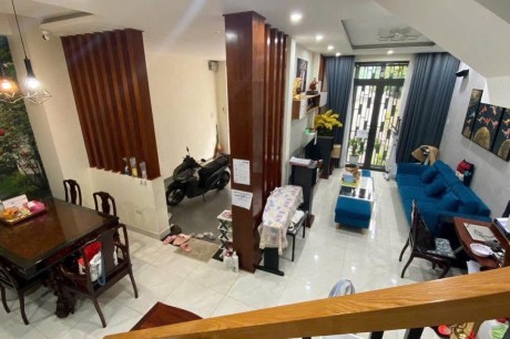 Bán nhà Vũng Tàu hẻm 2 ô tô tránh nhau Huyền Trân Công Chúa - Phường 8 - Vũng Tàu