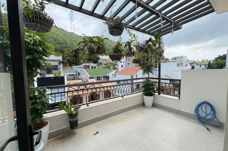 Bán nhà mặt tiền đường Lê Ngọc Hân, Phường 1, Vũng Tàu. Đi bộ ra biển Bãi Trước 5 phút 