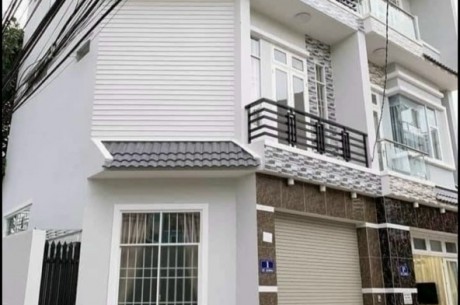 Bán nhà 1 trệt 2 lầu mặt tiền đường Tú Xương, P.4, TP.Vũng Tàu.