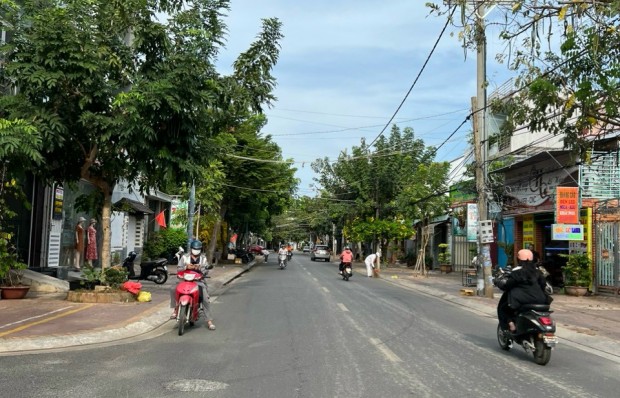 Bán nhà mặt tiền đường Nguyễn Thị Minh Khai Vũng Tàu