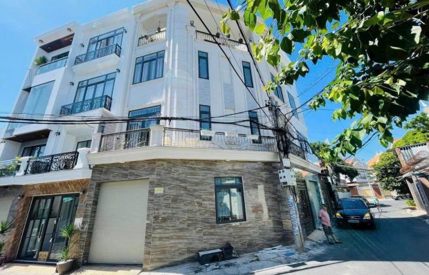 Bán căn góc Mặt Tiền Đường Lương Văn Can P.2, TP Vũng Tàu. 