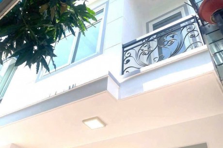 Bán nhà 1 trệt 2 lầu hẻm 121/ đường Ba Cu Trung Tâm P4 Tp Vũng tàu 