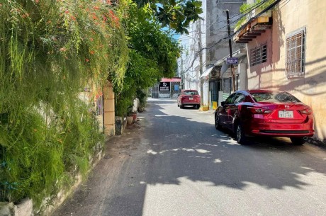Bán nhà hẻm ô tô đường Nguyễn An Ninh, Vũng Tàu.