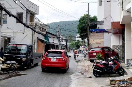 Bán nhà mặt tiền đường Tú Xương P4 Vũng Tàu