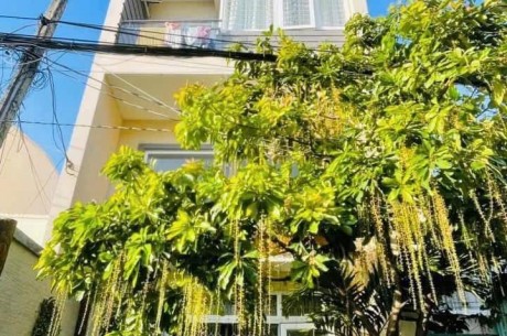 Bán nhà Vũng Tàu mặt tiền đường Bà Triệu cách biển 500m. GIÁ NGỘP